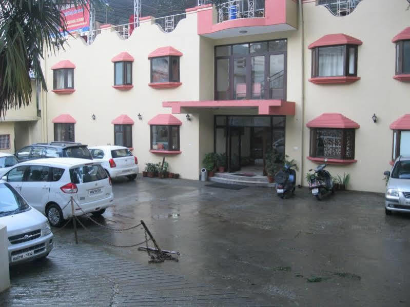 Treebo Trend Mussoorie Club Ξενοδοχείο Ντεχραντούν Εξωτερικό φωτογραφία